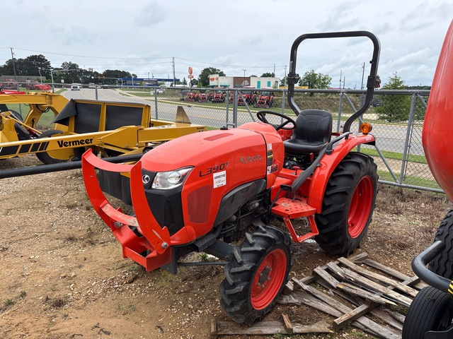 2021 Kubota L3901D 4WD Utility Tractor 2021 Kubota L3901D 4WD Utility Tractor