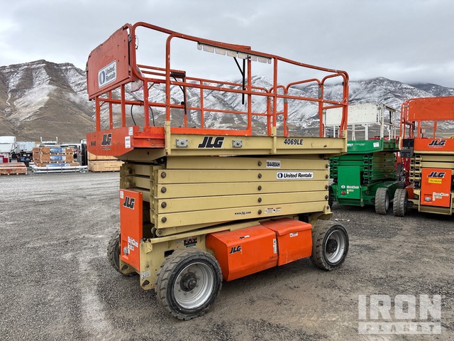 2017 JLG 4069LE Electric Scissor Lift