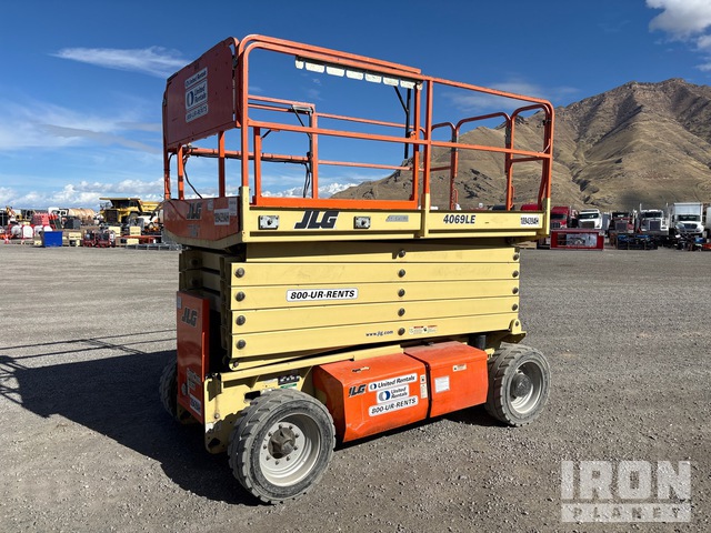 2017 JLG 4069LE Electric Scissor Lift