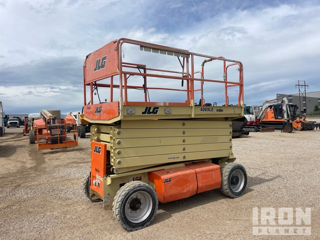 2017 JLG 4069LE Electric Scissor Lift