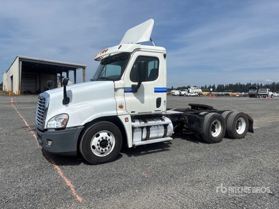 2012 Freightliner Cascadia 125 6x4 T/A Day Cab Truck Tractor