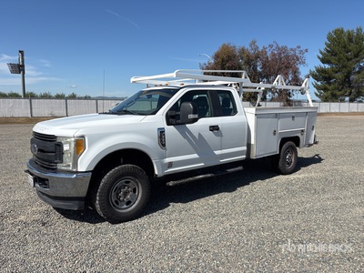 2017 Ford F-350 4x4 Extended Cab Camión Utilitario