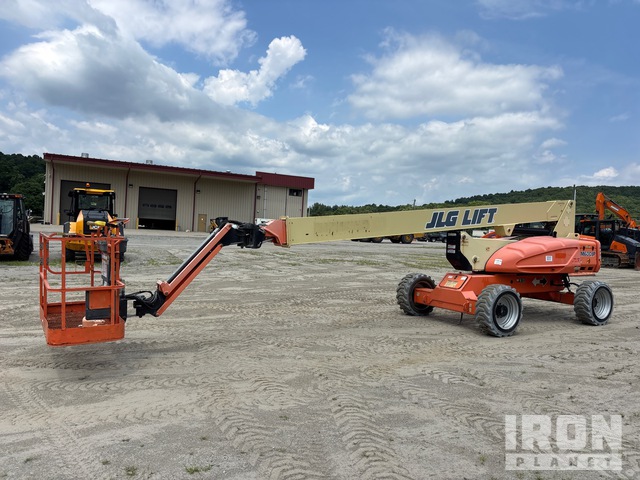 Articulating Boom Lifts