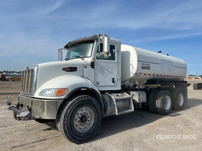 2019 Peterbilt 348 4000 gal 6x4 Water Truck