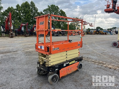 2017 JLG 1932R Electric Scissor Lift