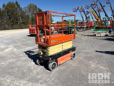 2017 JLG 1932R Electric Scissor Lift