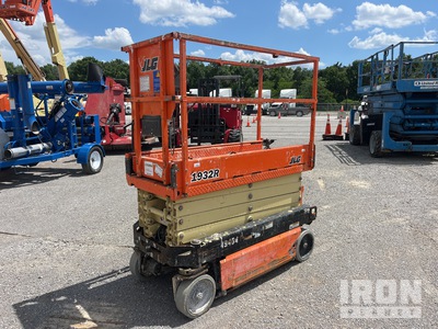 2017 JLG 1932R Electric Scissor Lift