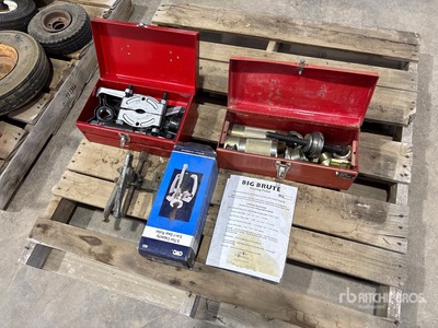 Westward 10 ton Hydraulic Puller Master Kit Divers - Outils à main