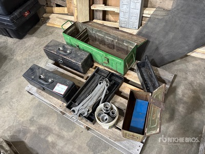 Quantity of Assorted Wrenches Divers - Outils à main