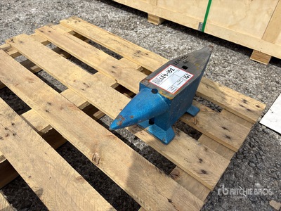 44 lb Cast Steel Anvil (Unused)