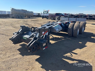 2013 Aspen T/A Hydraulic Release Booster Axle