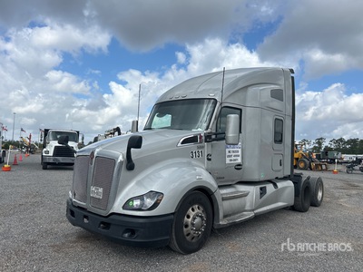 2021 Kenworth T680 6x4 Cabeza Tractora Cabina Dormitorio