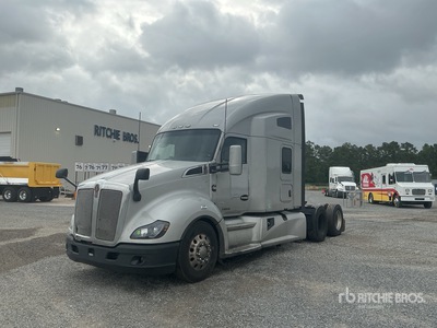 2021 Kenworth T680 6x4 3- Achs Sattelzugmaschine mit Schlafkabine