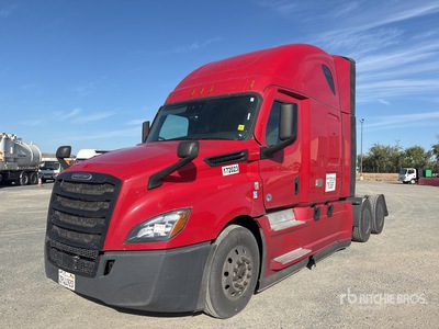 2022 Freightliner Cascadia 126 6x4 Sleeper Truck Tractor