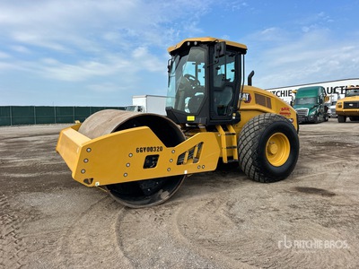 2024 Cat CS10GC Smooth Drum Compactor
