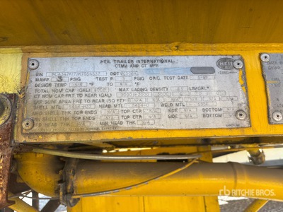 1989 Heil 8000 gal T/A Tanker Trailer