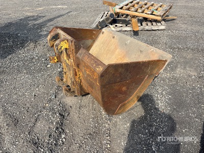 60 in Q/C Cleanup Excavator Bucket - Fits Komatsu PC200LC-8