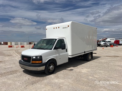 2018 GMC Savana G3500 4x2 Van Truck