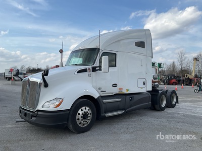 2017 Kenworth T680 6x4 T/A Sleeper Truck Tractor