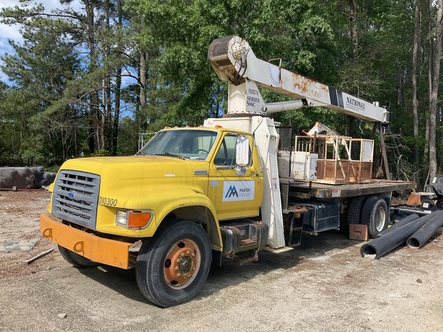National Series 500C 30000 lb Straight Boom on 1997 Ford F800 4x2 Truck National Series 500C 30000 lb Straight Boom on 1997 Ford F800 4x2 Truck