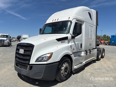 2021 Freightliner Cascadia 126 6x4 T/A Sleeper Truck Tractor