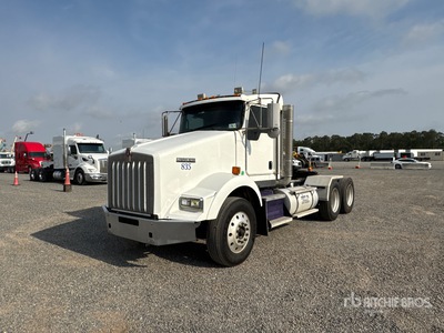 2016 Kenworth T800 6x4 T/A Day Cab Truck Tractor