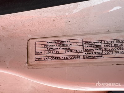 2020 Peterbilt 567 Day Cab Truck Tractor