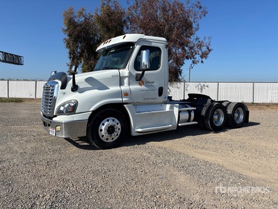 2016 Freightliner Cascadia 125 6x4 Day Cab Truck Tractor