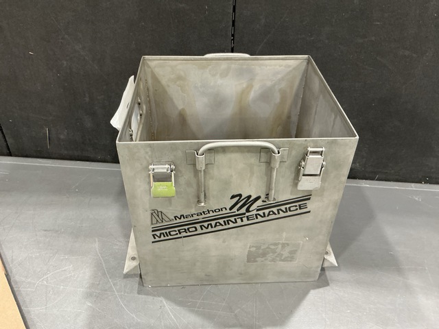 Marathon Norco Aerospace 33033-001 Storage Battery Box