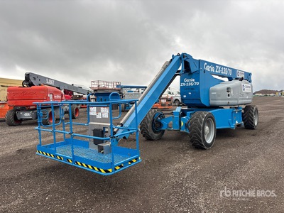 2014 Genie ZX-135/70 4WD Diesel Articulating Boom Lift