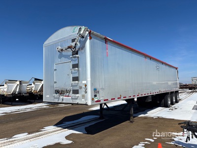 2015 Trout River 47 ft Tri/A Przyczepa z ruchomym dnem