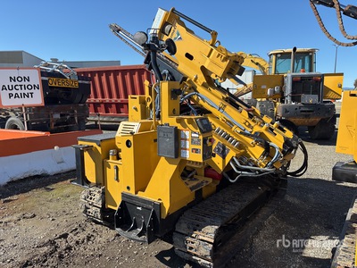 2023 Vermeer PD10 Crawler Mounted Post Driver