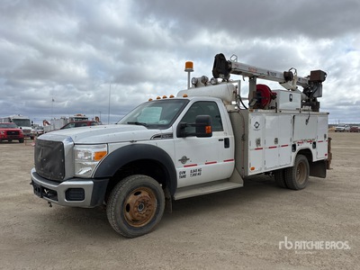 2016 Ford F-550 XLT 4x4 Camion de servicios