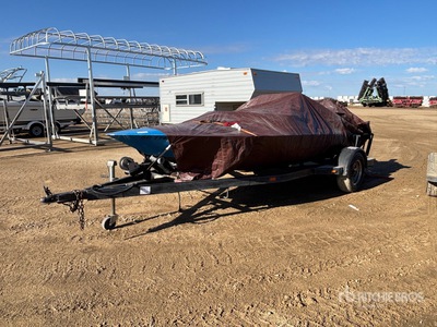 1995 Outlaw Marine 16 ft Jet Boat