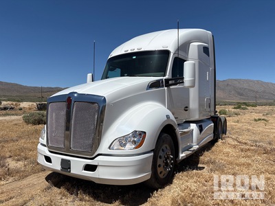 2016 Kenworth T680 6x4 T/A Day Cab Truck Tractor