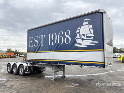 2019 Vawdrey 6.3 m Tri/A Remorque pour rideaux latéraux