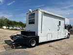 Picture, Right Rear Corner