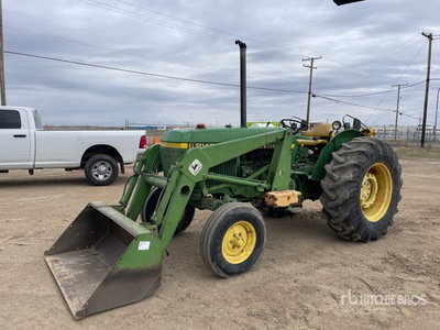 1981 John Deere 2140 2WD Tractor Agrícola