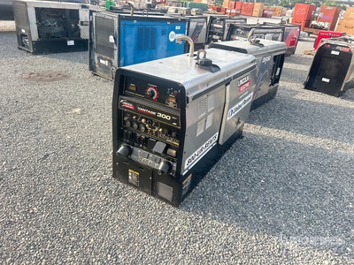 2016 Lincoln Electric Vantage 300 300 A Multi-Process معدة لحام بمحرك