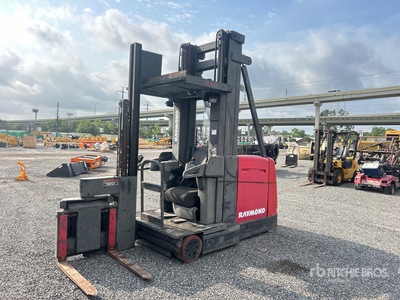 Raymond SA CSR30T 3000 lb Order Picker