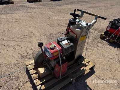 2015 Husqvarna FS400LV Materiel De Location Rental Equipment Divers