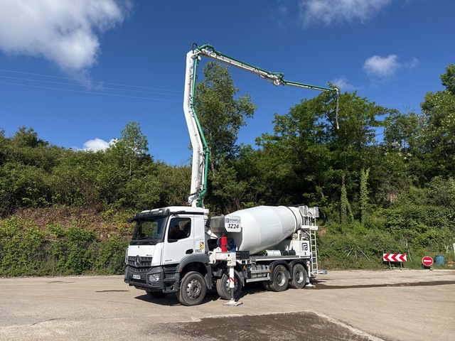 2023 Bonneux Xanjer 3Z24 24 m on 2023 Mercedes-Benz Arocs 3243 8x4 Concrete Pump Truck