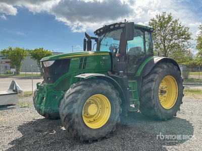 2018 John Deere 6230R 4WD Tractor