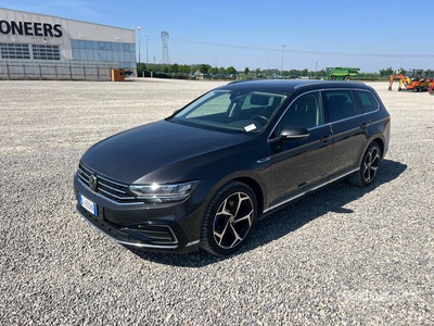 Volkswagen Passat Hybrid VARIANT SW 1.4 PLUG IN HYBRID GTE R-LINE Stationwagen