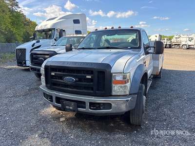 2008 Ford F-450 4x4 Nutzkraftwagen (Inoperable)