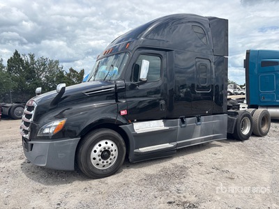 2019 Freightliner Cascadia 126 6x4 Cabeza Tractora Cabina Dormitorio (Inoperable)