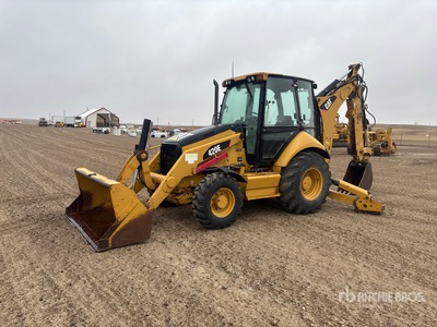 2011 Cat 420E 4x4 Graaflaadmachine