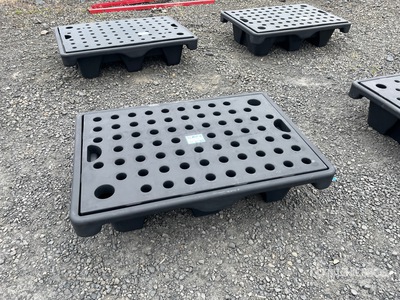 2026 AM Tank   32 gal Skid Mounted Spill Containment Pallet (Unused)