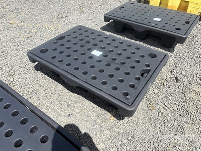 2026 AM Tank   32 gal Skid Mounted Spill Containment Pallet (Unused)
