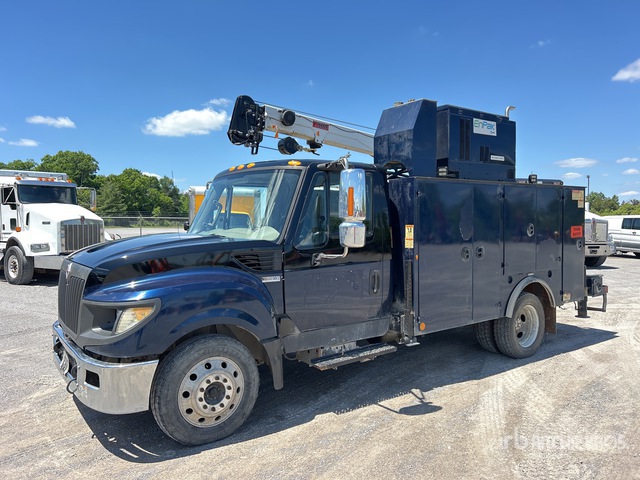 2013 International Terrastar 4x2 Service Truck